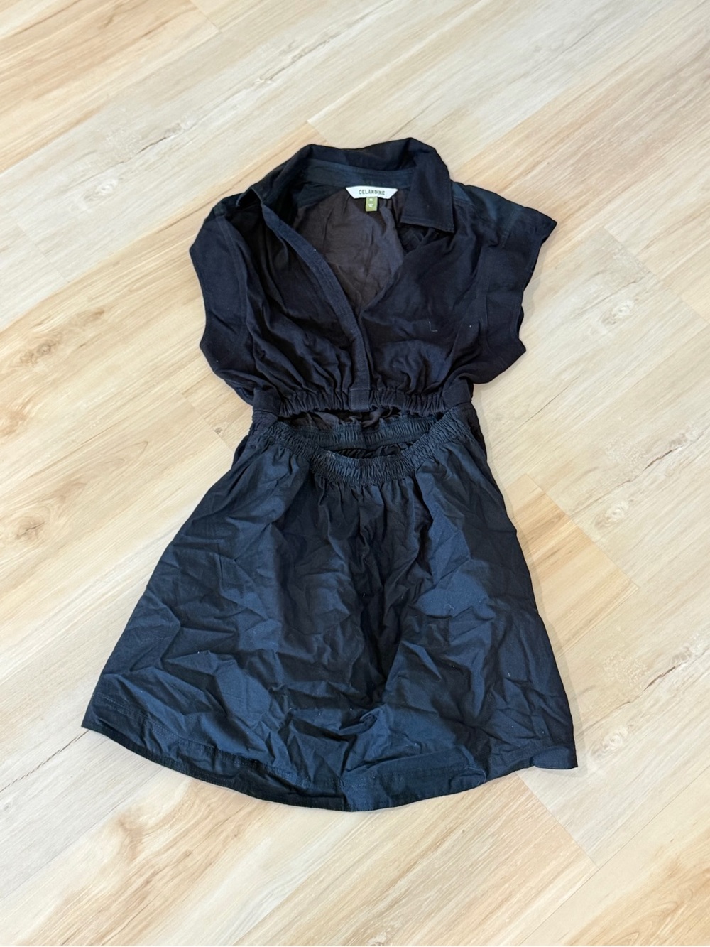 Black Short-Sleeve Elastic-Waist Dress